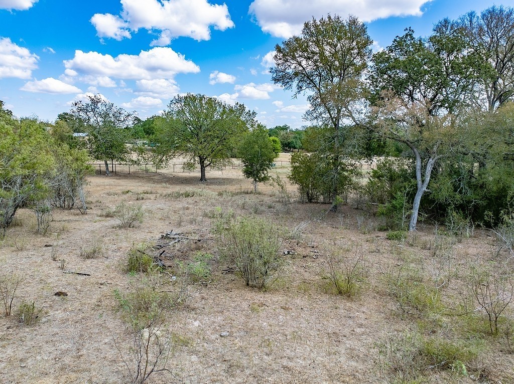 154 West Point West Point, TX 78963 - Photo 3 of 16