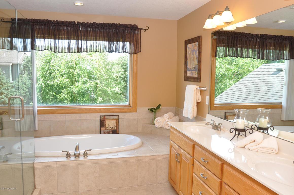 1992 Century Valley Road Northeast Rochester, MN 55906 - Photo 16 of 32