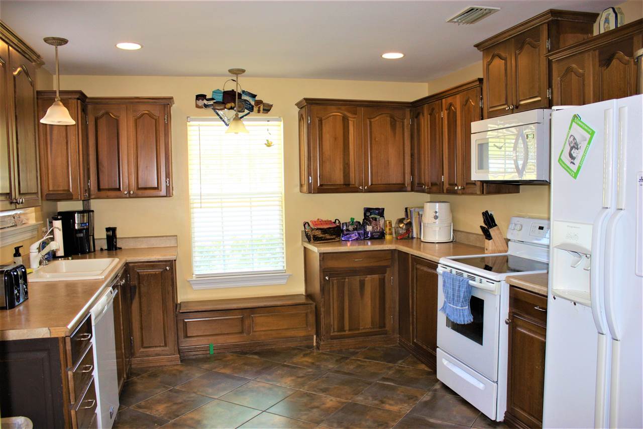 13898 Trawick Road Stapleton, AL 36578 - Photo 12 of 24