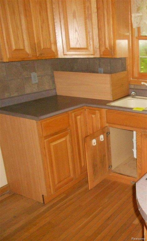 2601 Colwood Road Caro, MI 48723 - Photo 8 of 8 7091326285 Kitchen.jpg