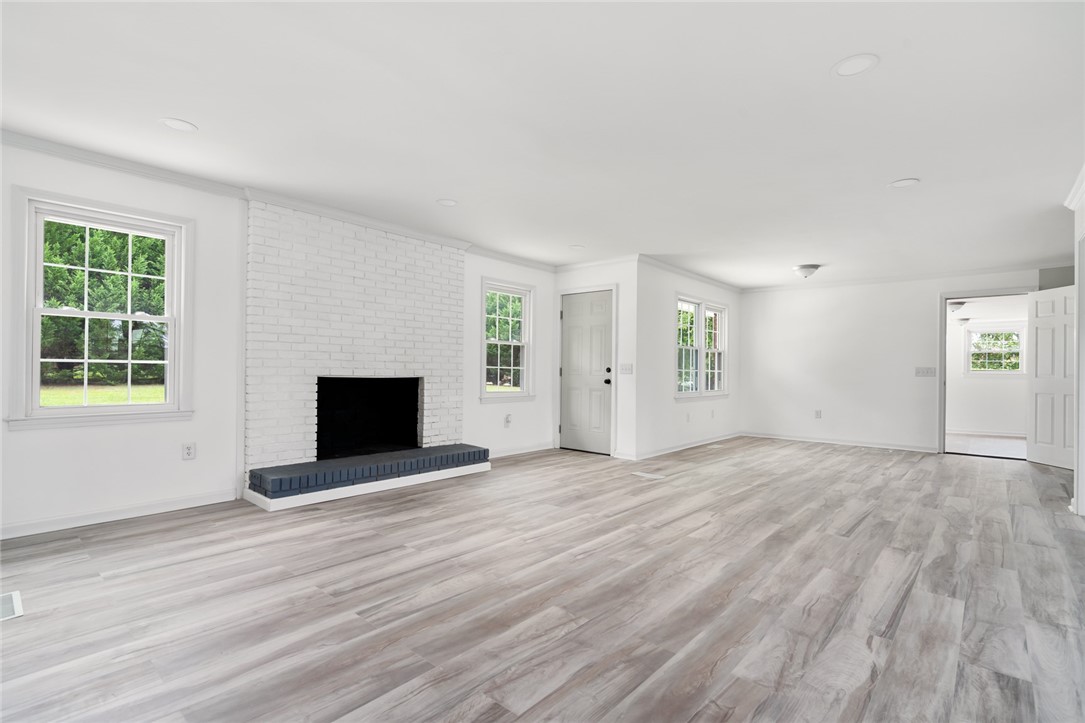 215 Centerville Road Anderson, SC 29625 - Photo 7 of 31 Gallery Image 7