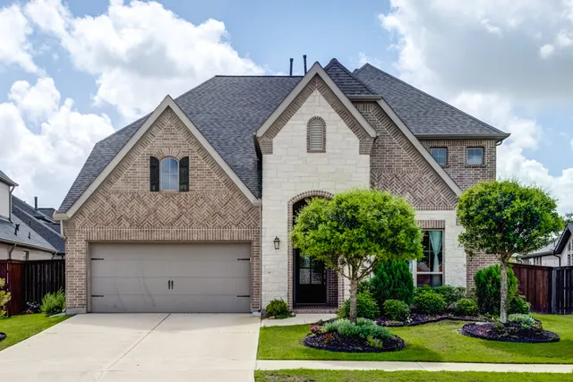 $584,900 | 6907 Pondhawk Drive, Katy, TX 77493
