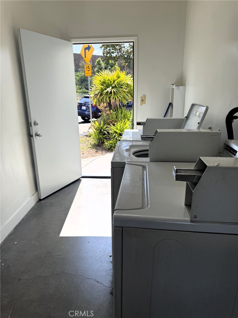 2310 Washington, Unit F Burbank, CA 91504 - Photo 26 of 27