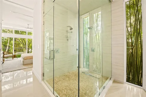 $3,395,000 | 865 West 47th Street, Miami Beach, FL 33140