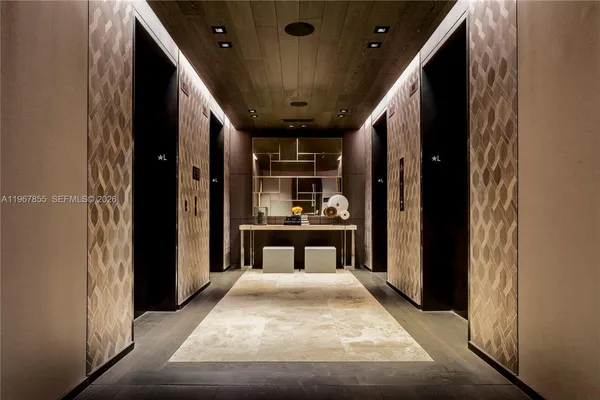 $5,400 | 1451 Brickell Avenue, Unit 1406, Miami, FL 33131