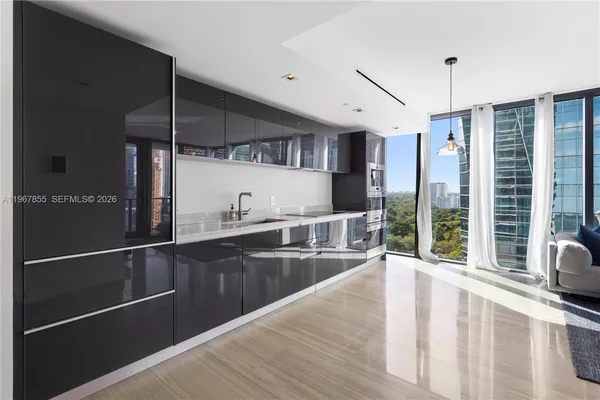 $5,400 | 1451 Brickell Avenue, Unit 1406, Miami, FL 33131