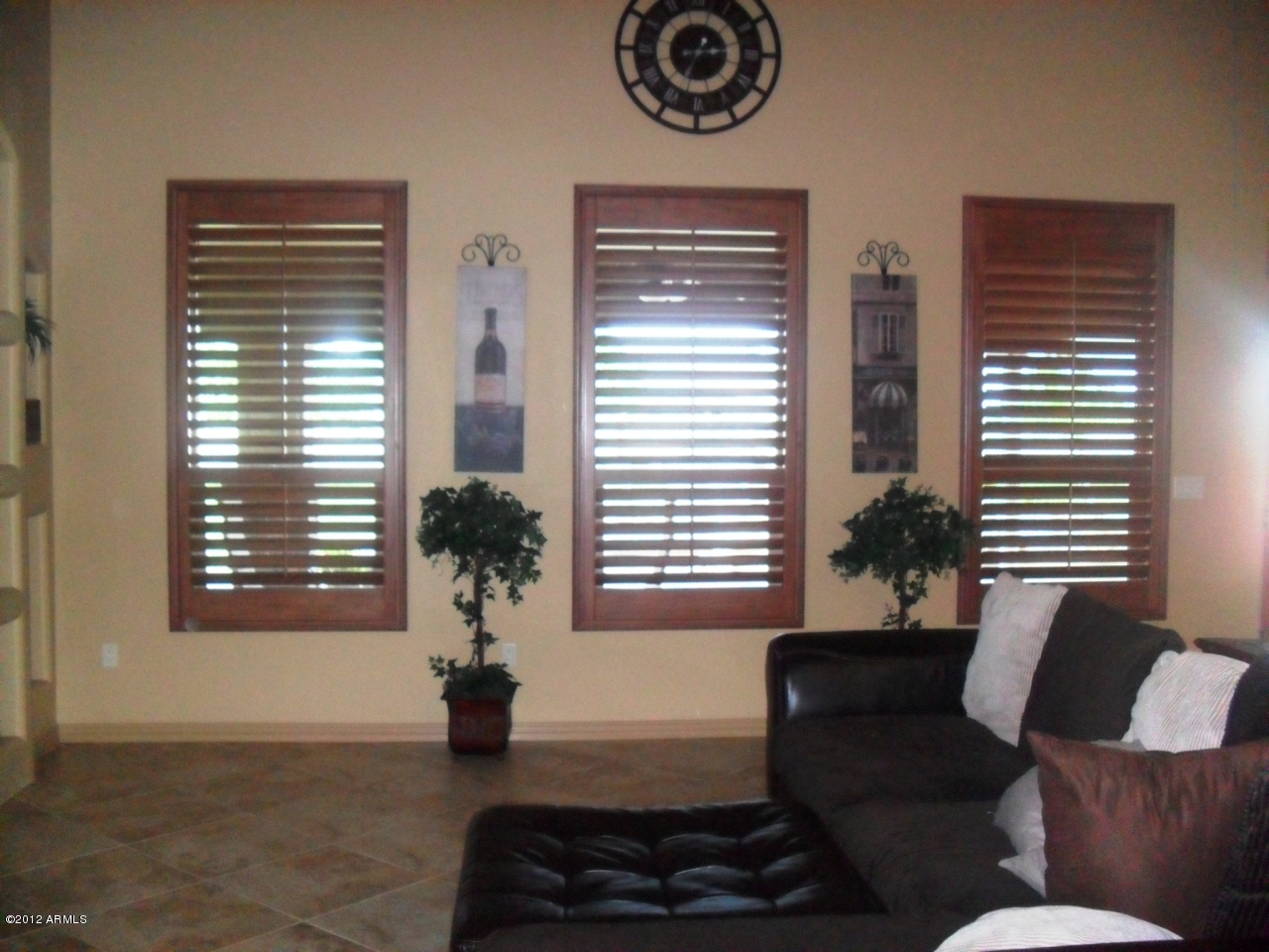 3020 East Ryan Road Gilbert, AZ 85297 - Photo 20 of 69 Great room wood shutters