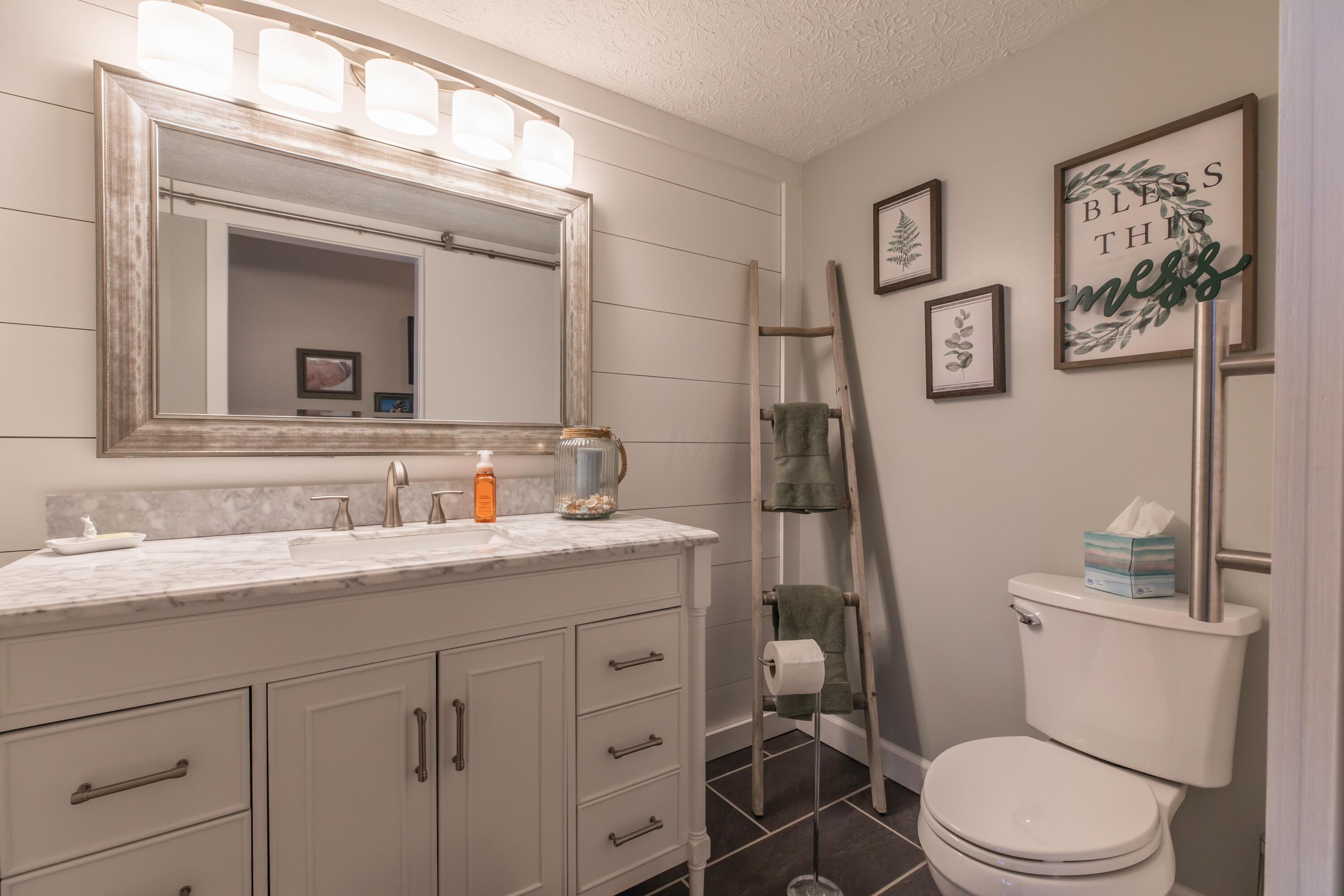 2047 Stancrest Road Dublin, OH 43016 - Photo 23 of 58 QuickEdit-9333