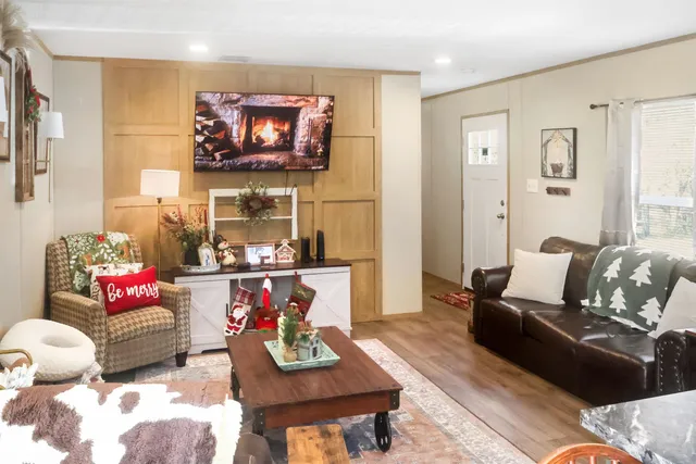 $159,000 | 10453 Northwest Schmarje Lane, Bristol, FL 32321