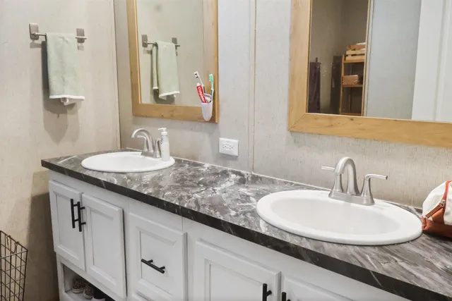 $159,000 | 10453 Northwest Schmarje Lane, Bristol, FL 32321