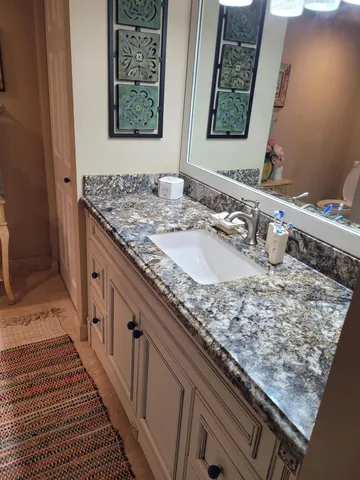 $9,000 | 3594 South Ocean Boulevard, Unit 906, Highland Beach, FL 33487