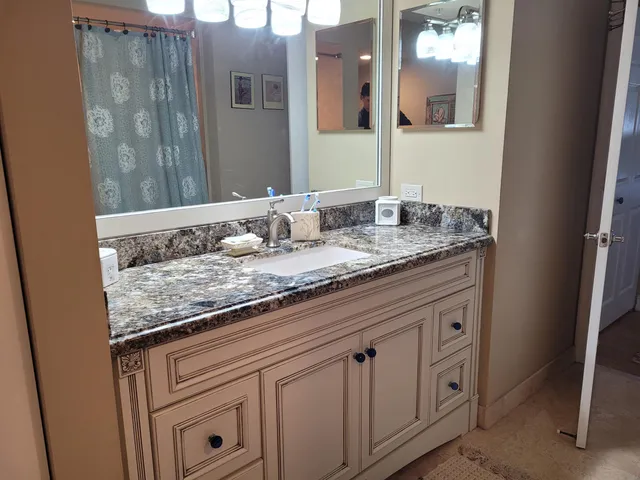 $9,000 | 3594 South Ocean Boulevard, Unit 906, Highland Beach, FL 33487