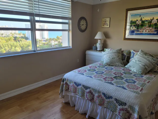 $9,000 | 3594 South Ocean Boulevard, Unit 906, Highland Beach, FL 33487