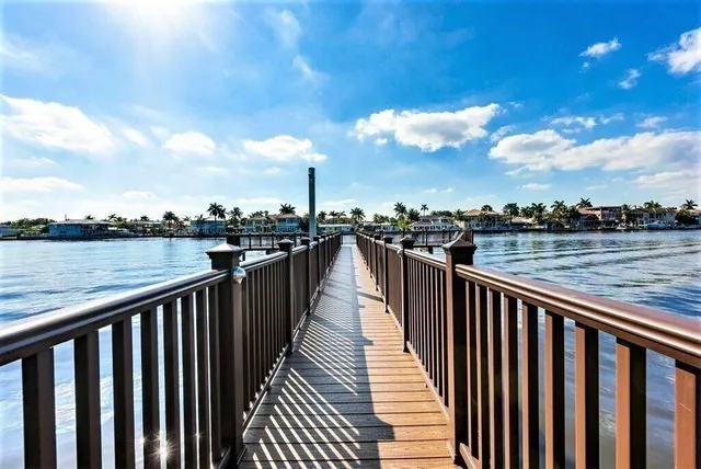 $9,000 | 3594 South Ocean Boulevard, Unit 906, Highland Beach, FL 33487