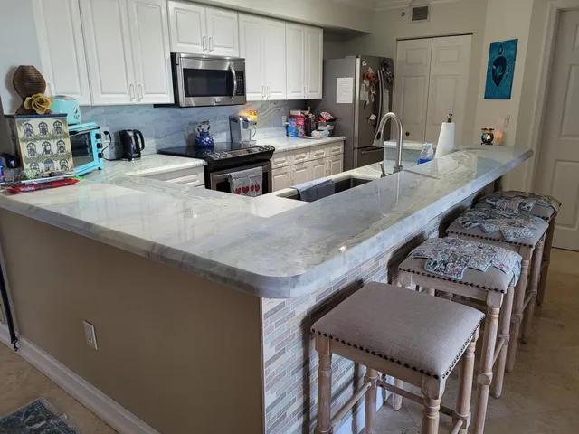 $9,000 | 3594 South Ocean Boulevard, Unit 906, Highland Beach, FL 33487