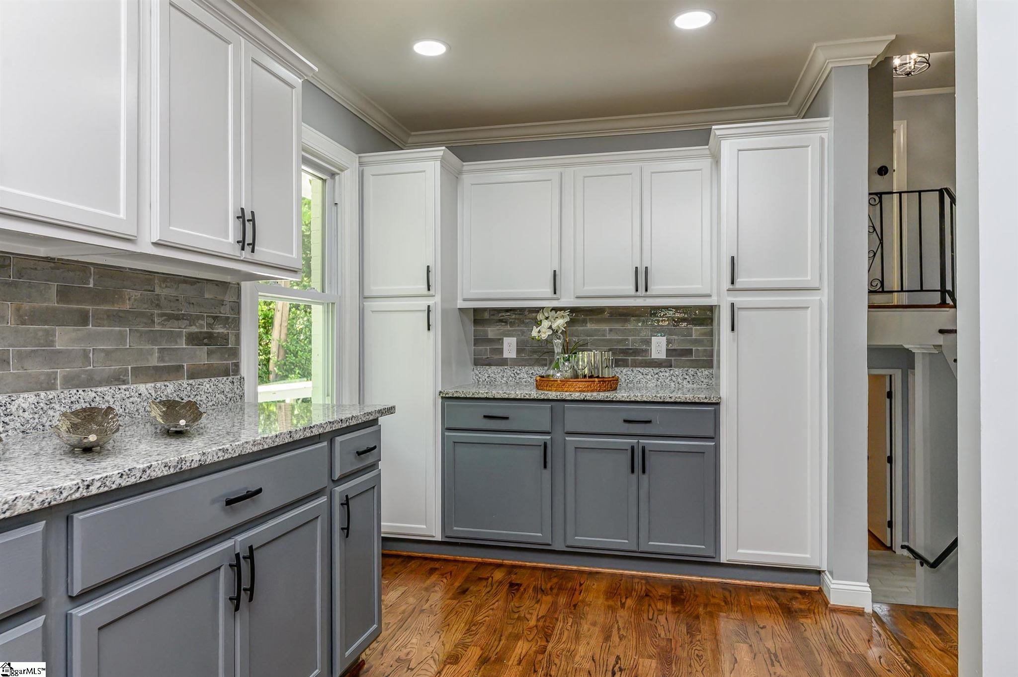 202 Edwards Road Greenville, SC 29607 - Photo 7 of 20 Gallery Image 7