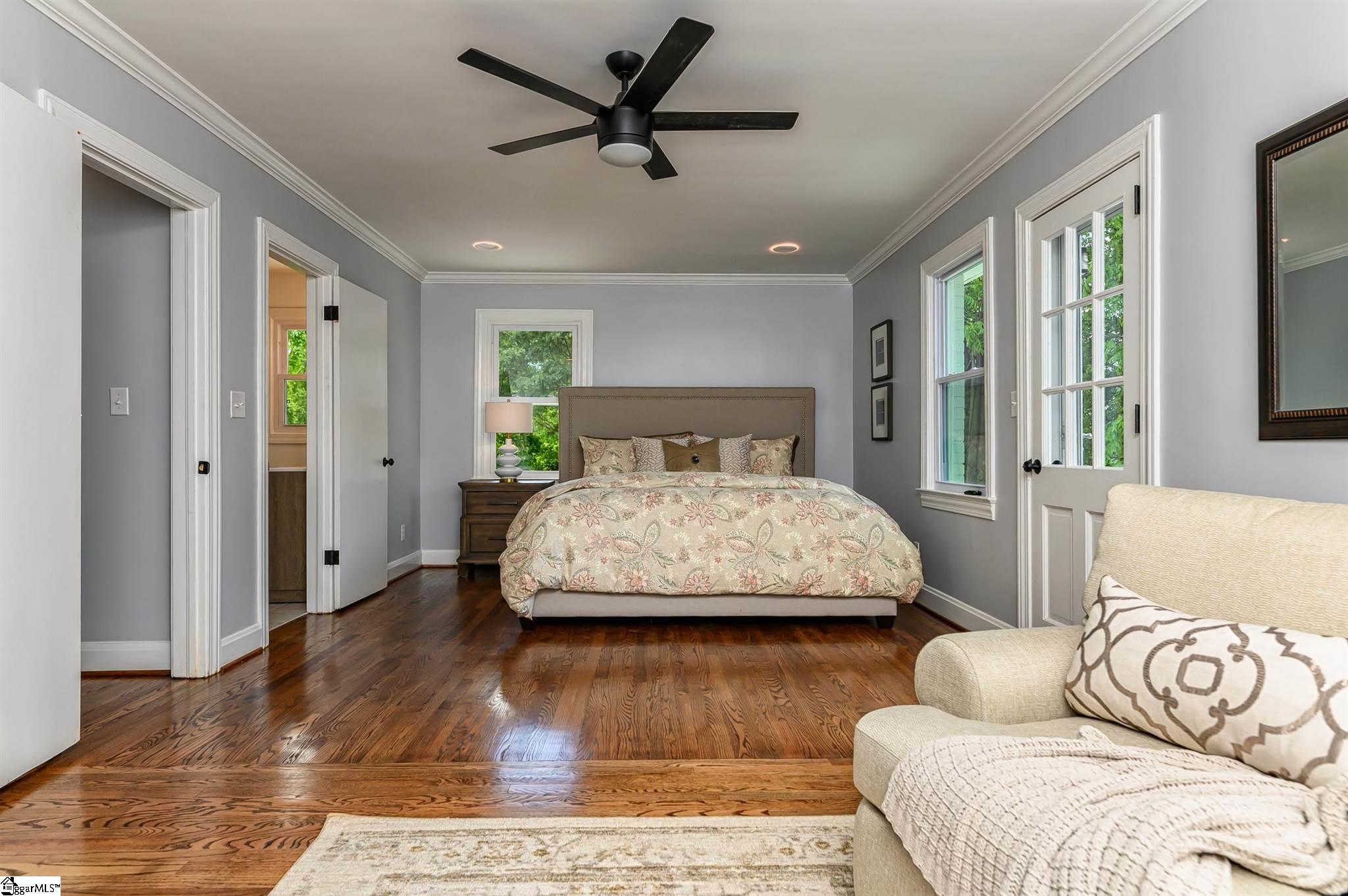 202 Edwards Road Greenville, SC 29607 - Photo 8 of 20 Gallery Image 8