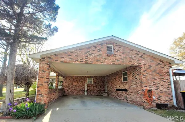 $225,000 | 1310 George Street, Kennett, MO 63857