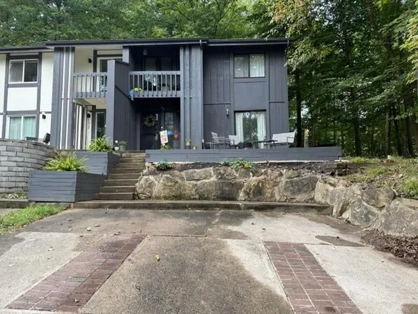 $154,900 | 170 Cascade Drive, Huntington, WV 25705