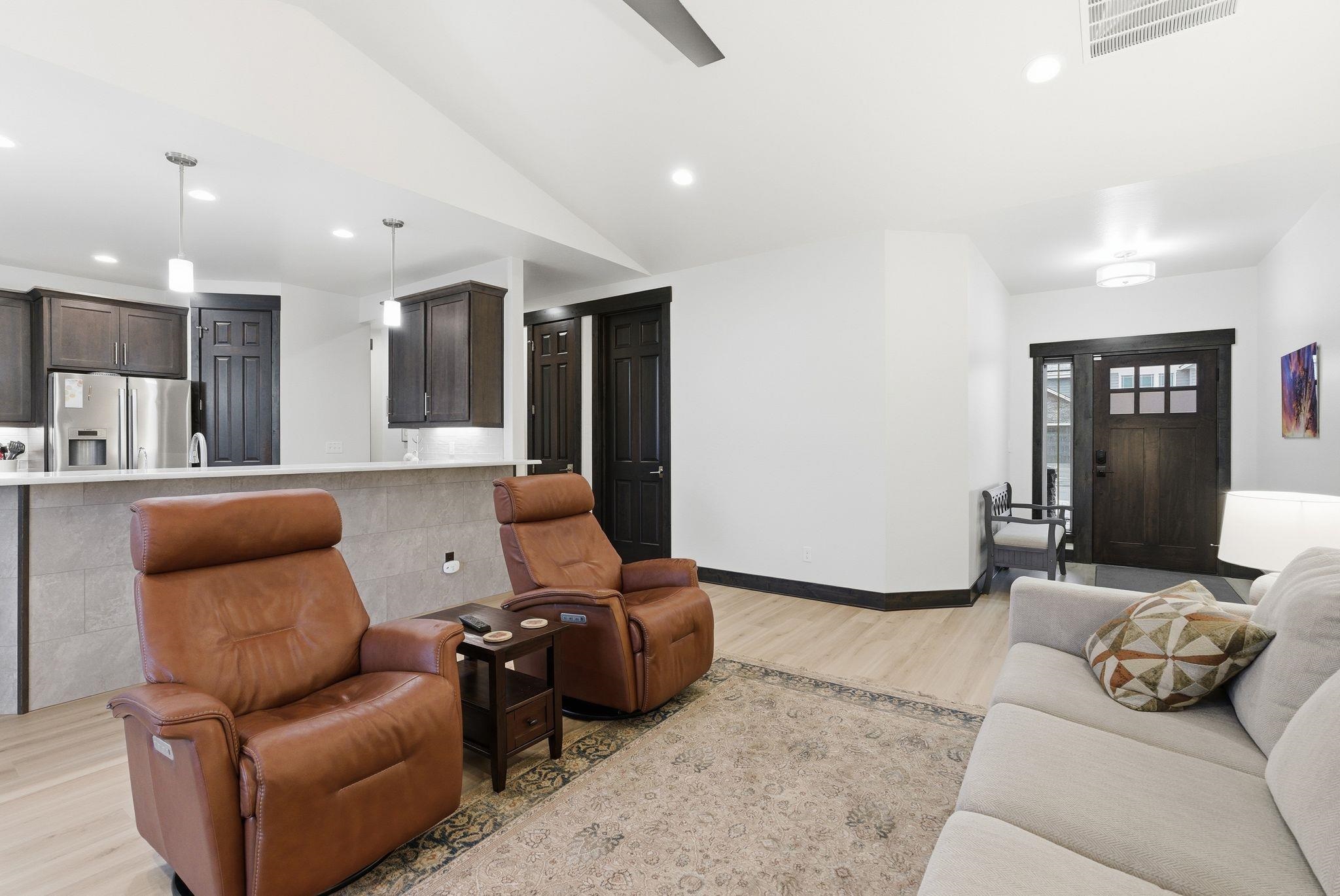 4211 South Custer Street Spokane, WA 99223 - Photo 8 of 39