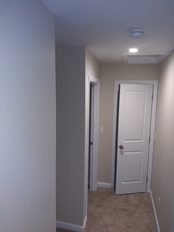 21-23 Massasoit Place Springfield, MA 01107 - Photo 9 of 14 Gallery Image 9