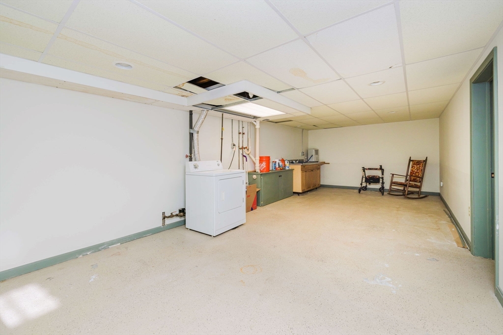 1243 New Boston Road Fall River, MA 02720 - Photo 21 of 30