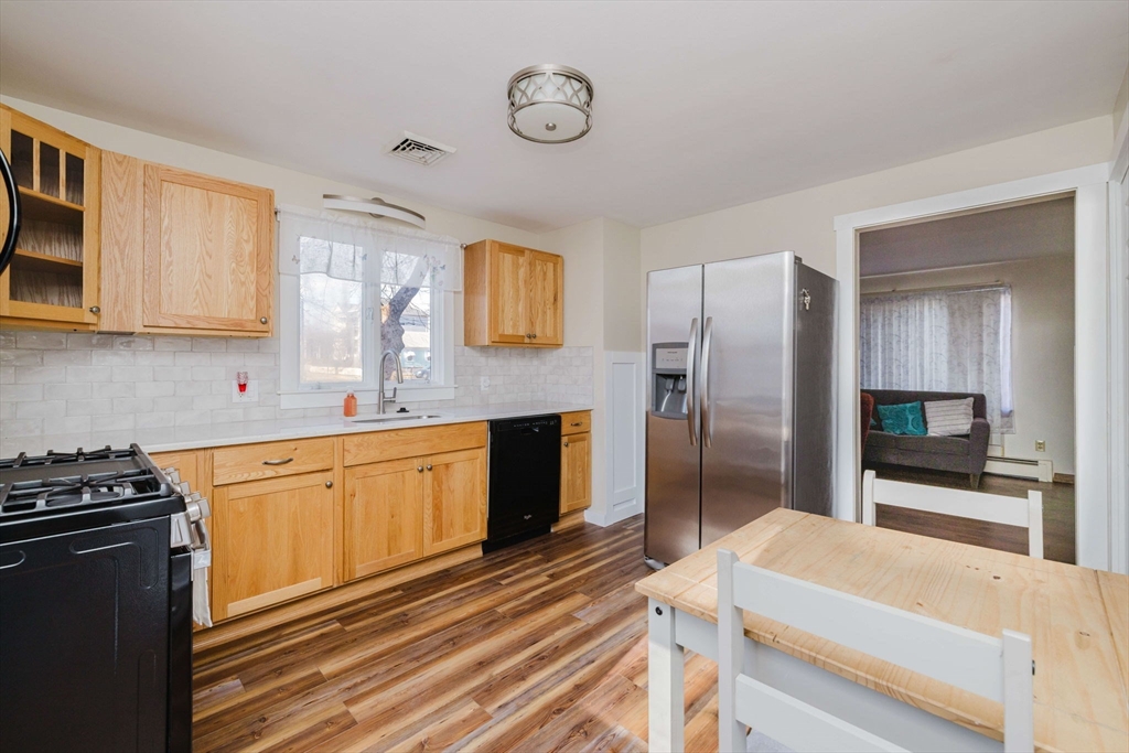 1243 New Boston Road Fall River, MA 02720 - Photo 9 of 30