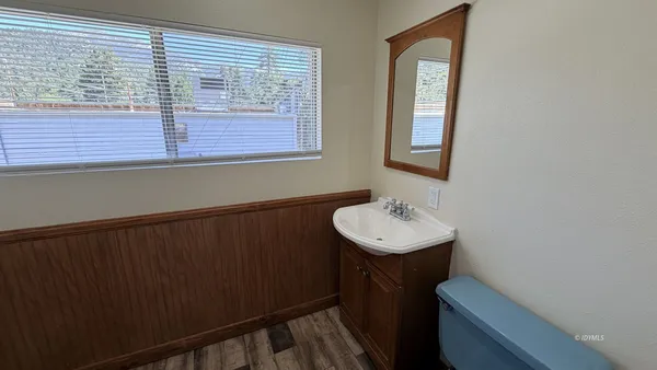 $2,200 | 54141 Pine Crest Avenue, Unit B, Idyllwild, CA 92549