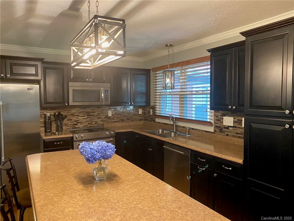 35 Whitson Road Marion, NC 28752 - Photo 9 of 32 Gallery Image 9