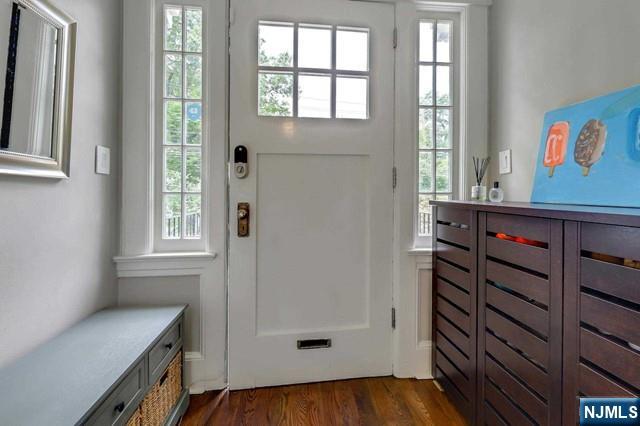 343 North Monroe Street Ridgewood, NJ 07450 - Photo 2 of 26