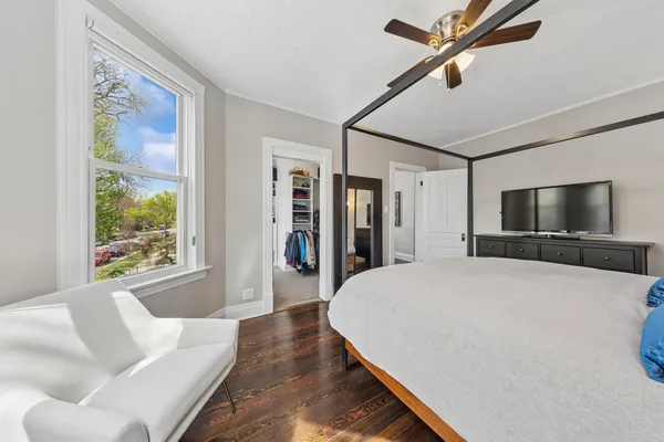 $795,000 | 2429 North Drake Avenue, Chicago, IL 60647