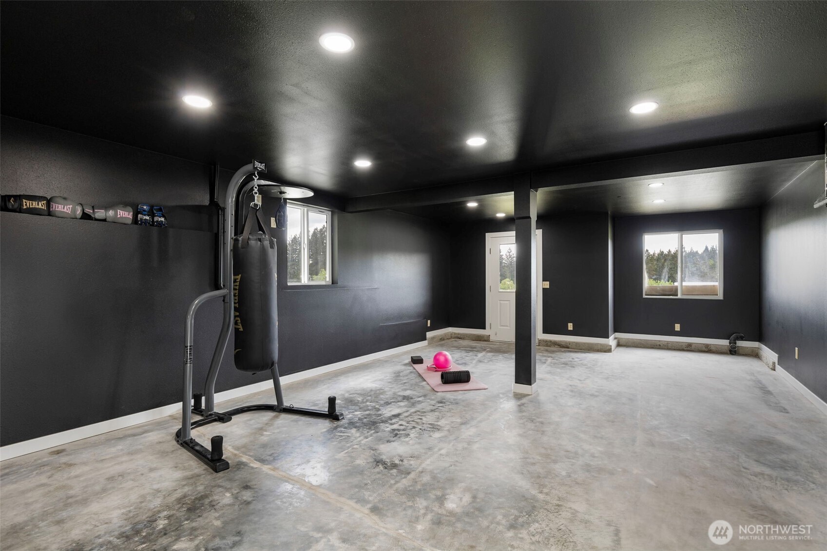 14110 Glenwood Road Southwest Port Orchard, WA 98367 - Photo 28 of 40 a view of a room with gym equipment