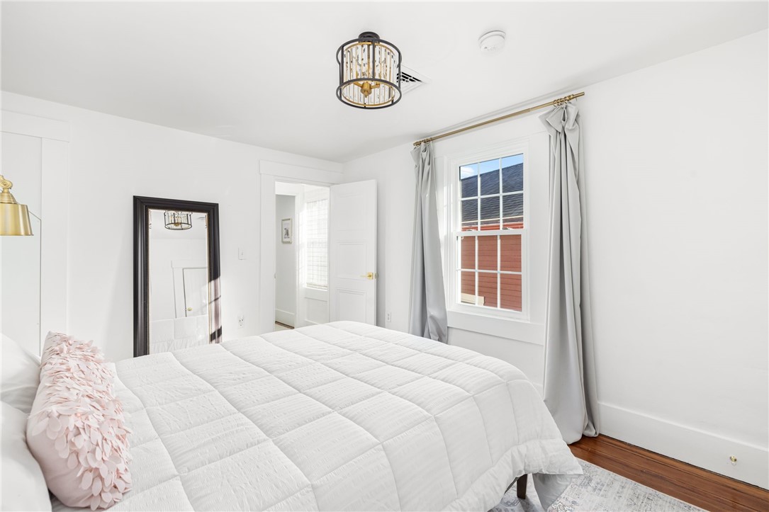 17 Old Beach Road Newport, RI 02840 - Photo 29 of 40