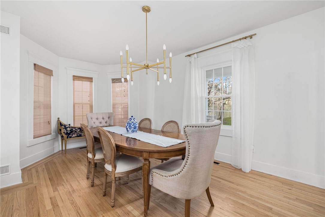 17 Old Beach Road Newport, RI 02840 - Photo 7 of 40