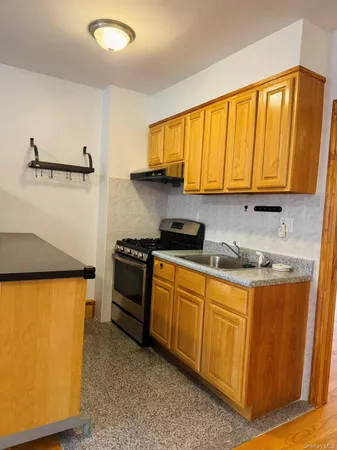 $2,750 | 31-39 30th Street, Unit 2 | Astoria
