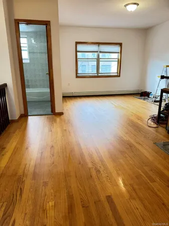 $2,750 | 31-39 30th Street, Unit 2 | Astoria