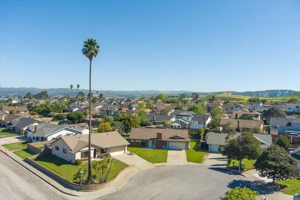 $595,000 | 1601 Barrington Court, Lompoc, CA 93436