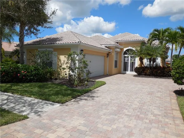 $3,500 | 8539 Alessandria Court, Naples, FL 34114