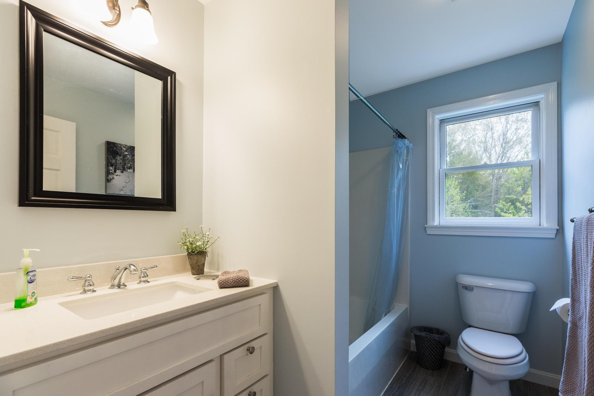 33 South Summer Street Nottingham, NH 03290 - Photo 25 of 44