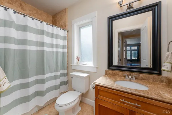 $940,000 | 1595 Crane Terrace, Ukiah, CA 95482