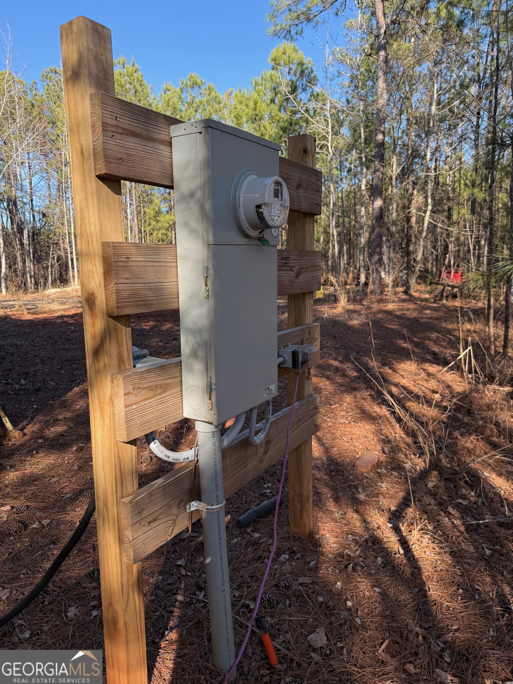 641 Dennis Station Road Southwest Eatonton, GA 31024 - Photo 11 of 13 a pathway of a house with a yard