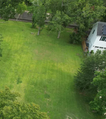 a view of a green yard