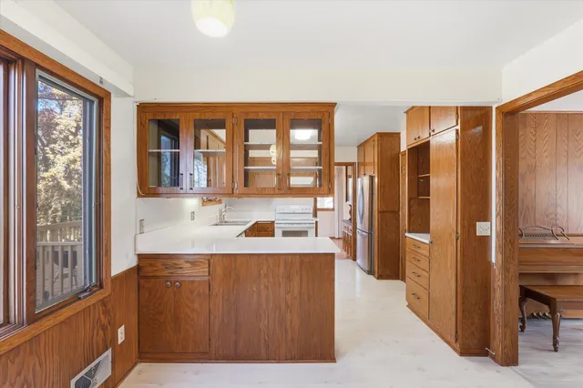 $550,000 | 1823 Gramsie Road, Arden Hills, MN 55112