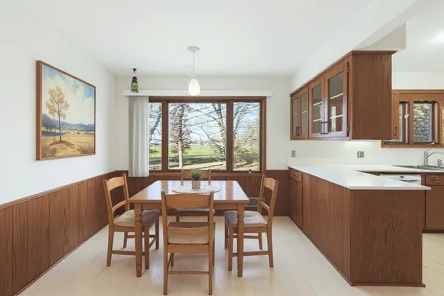 $550,000 | 1823 Gramsie Road, Arden Hills, MN 55112