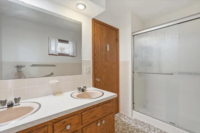 $550,000 | 1823 Gramsie Road, Arden Hills, MN 55112