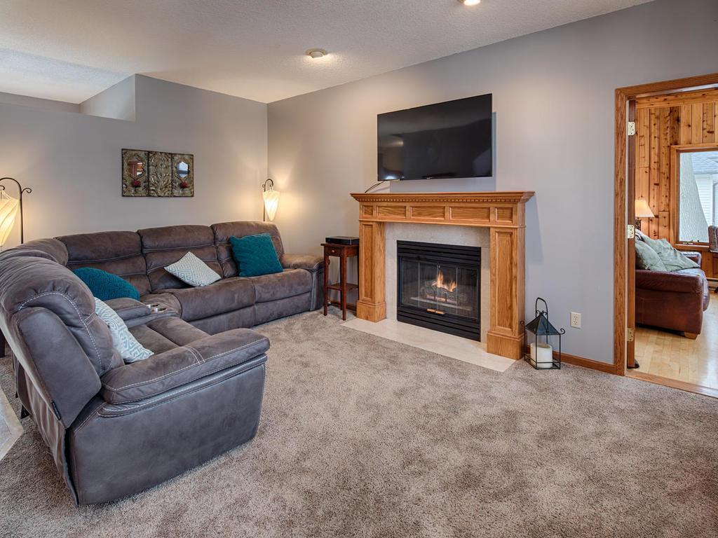 2136 Boulder Road Chanhassen, MN 55317 - Photo 2 of 24 Gallery Image 2