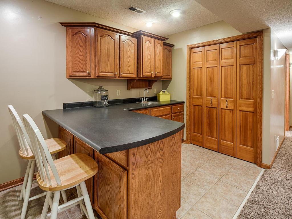 2136 Boulder Road Chanhassen, MN 55317 - Photo 18 of 24 Gallery Image 18