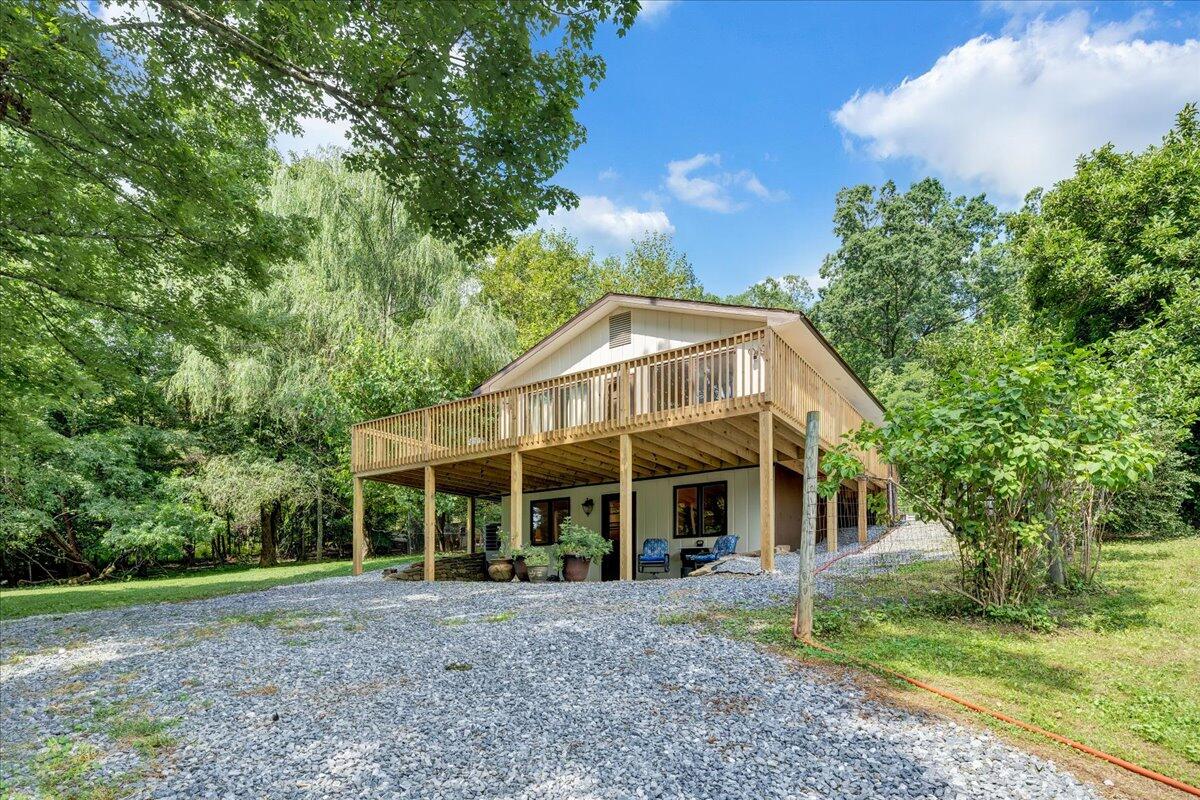 5020 Grove Hill Road Fincastle, VA 24090 - Photo 2 of 96 003-MIB07122