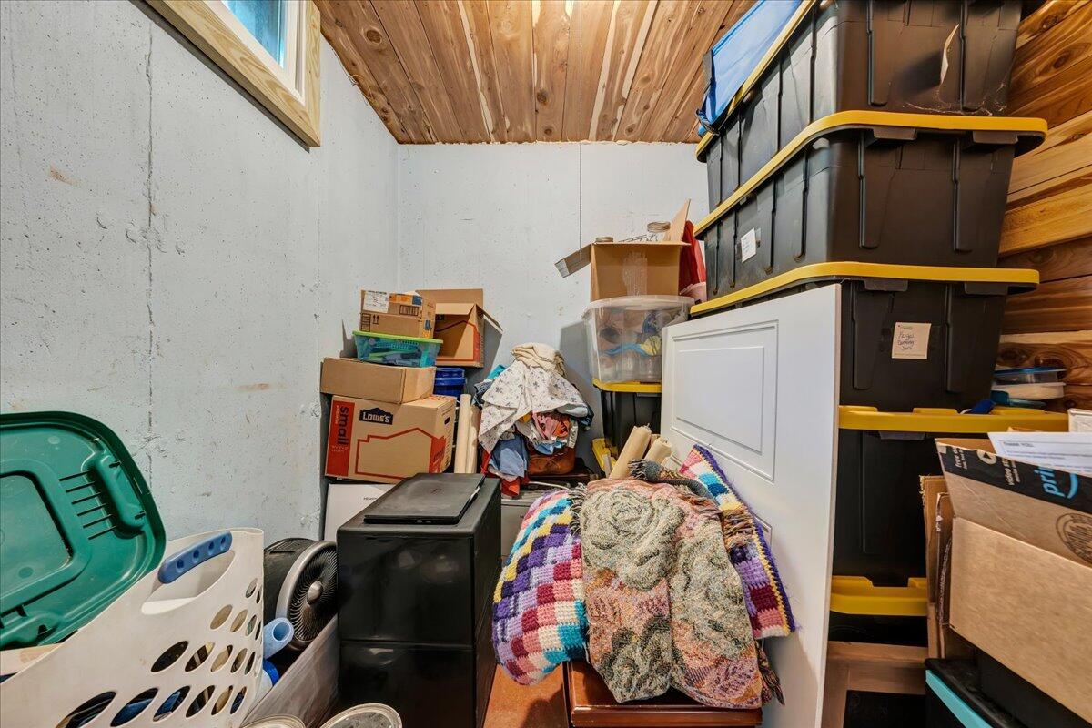 5020 Grove Hill Road Fincastle, VA 24090 - Photo 30 of 96 027-MIB07032