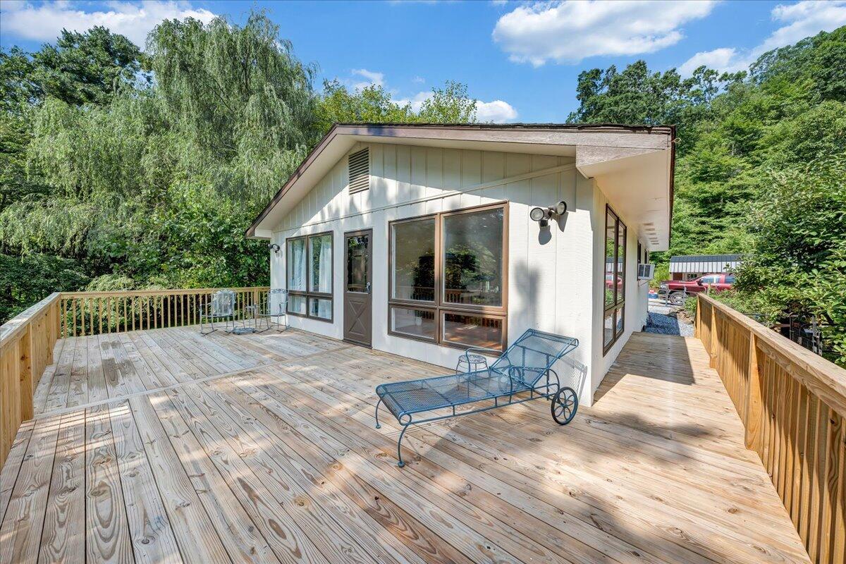 5020 Grove Hill Road Fincastle, VA 24090 - Photo 33 of 96 030-MIB07080